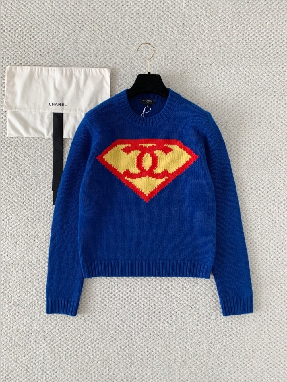 CHANEL Blue Cashmere Crewneck Sweater